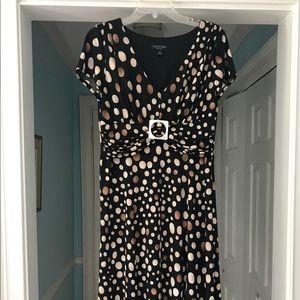 Easy, comfortable, versatile, flattering dress.